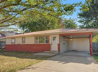 183 Casteel Ln, Springdale, AR 72764