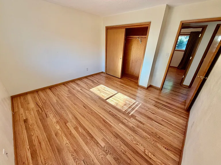 1712 SE 104th Ave — Photo 30