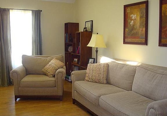 2nd image of 2988 Glenloch Cir
