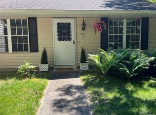 347 Woodbridge Dr UNIT B, Ridge, NY 11961