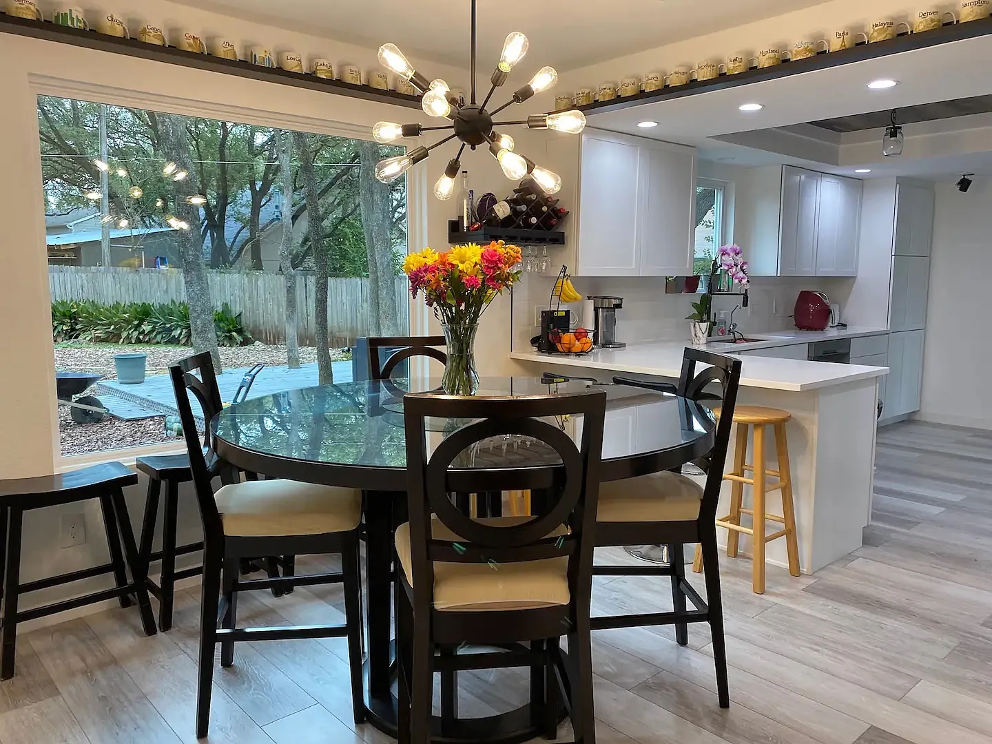 3 bed, 2051 sqft, $4,500 — Photo 2