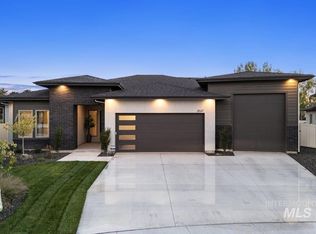 3527 W Cardon St, Eagle, ID 83616