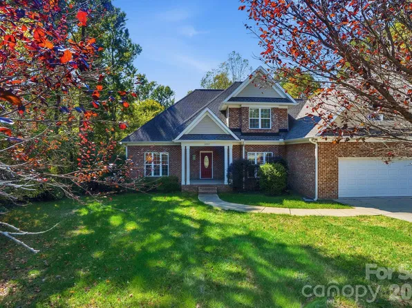 3907 Longpond Ln, Monroe, NC 28110