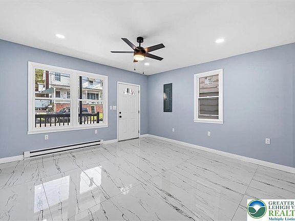 5th image of 247 E Abbott St