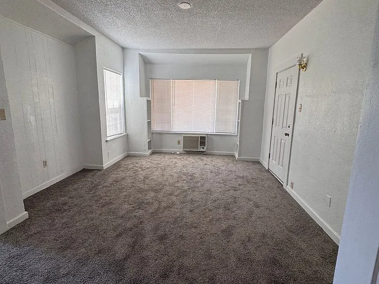 Rio Linda — Photo 25