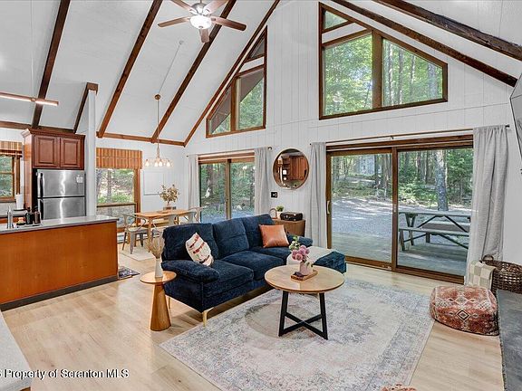 3rd image of 58 Sheffick Rd