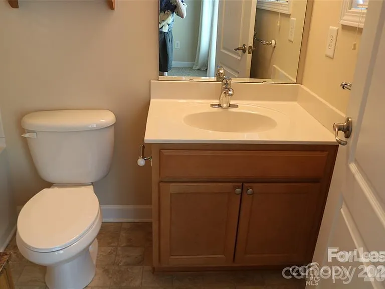 9806 Longstone Ln — Photo 18