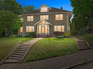 55 Glen Rd, Woonsocket, RI 02895