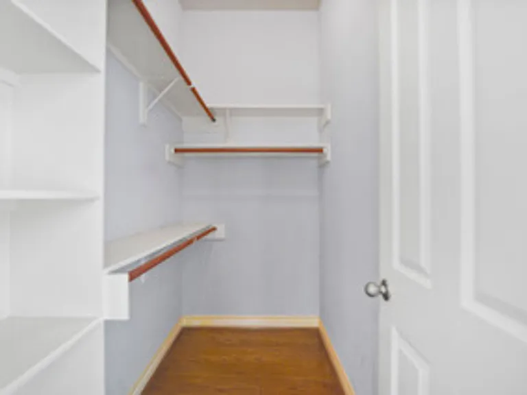 5954 Kansas St — Photo 14