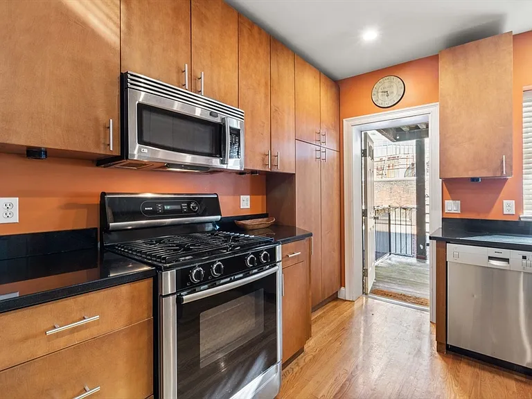 30 Edgerly Rd #3 — Photo 5