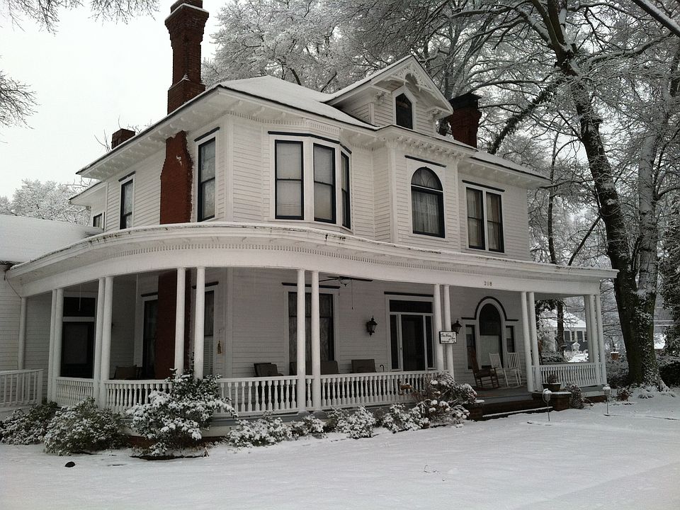 Front left view