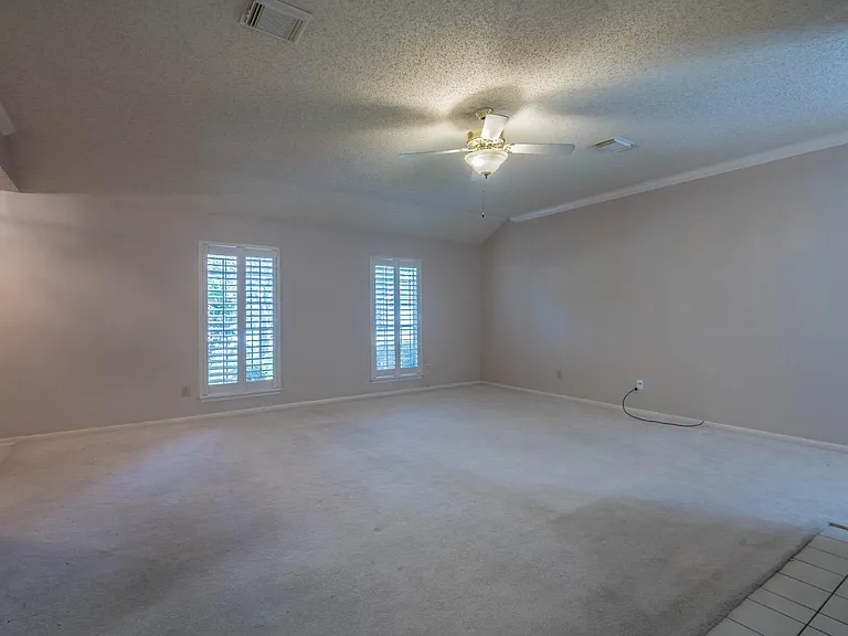 8926 Village Hills Dr — Photo 13