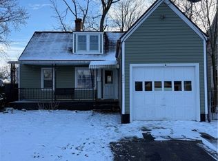 442 Orwood Pl, Syracuse, NY 13208