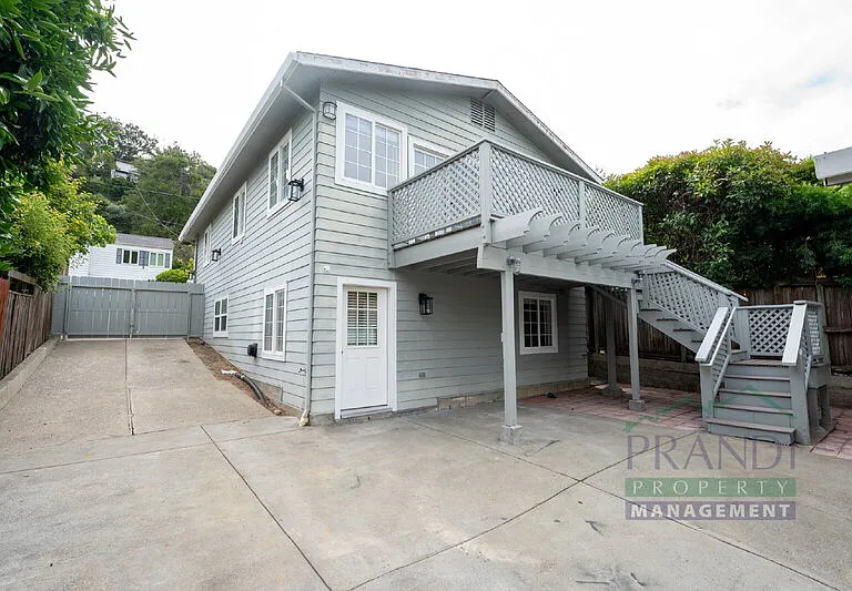 40 Pleasant Ln — Photo 27