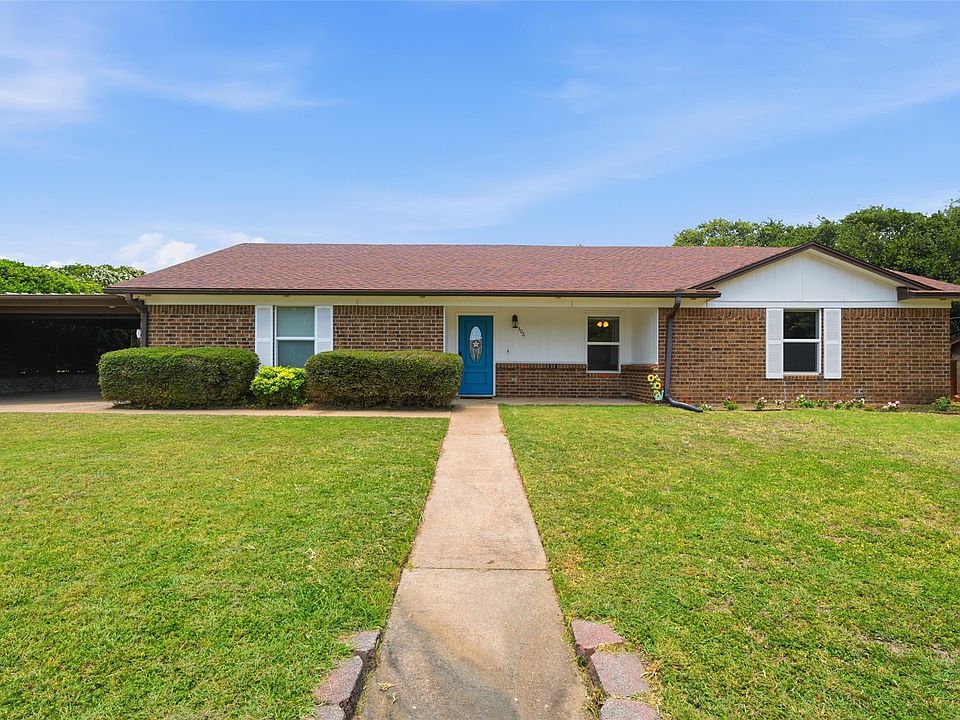 1st image of 308 Oakwood Ln