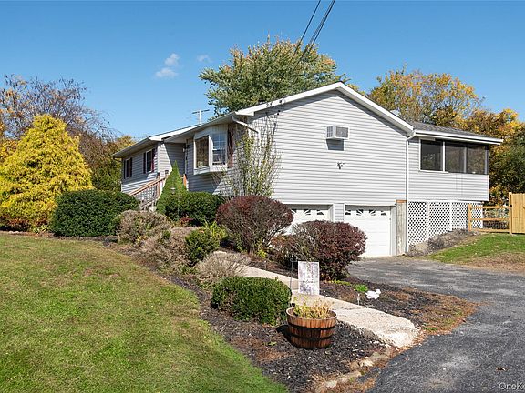 3rd image of 34 Windmill Road