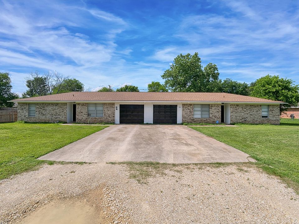 1st image of 261 Audrey Ave
