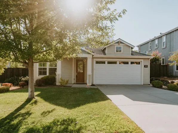 21791 Cascade Crossing Rd, Grass Valley, CA 95949