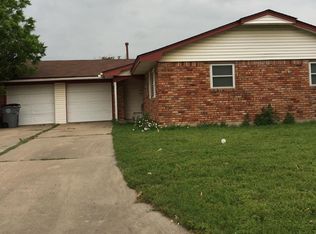 5501 NW Briarwood Ave, Lawton, OK 73505
