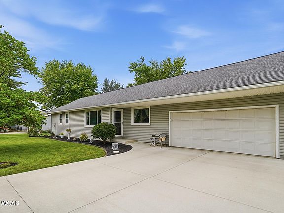 3rd image of 2655 Franks Dr