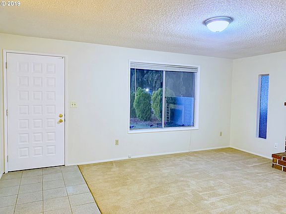 2nd image of 13113 NE 36th Cir