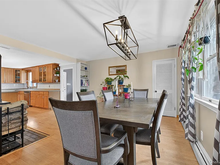 22 Blossom Hill Dr — Photo 16
