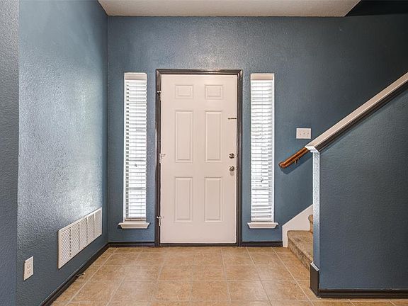 5th image of 4101 Tiburon St