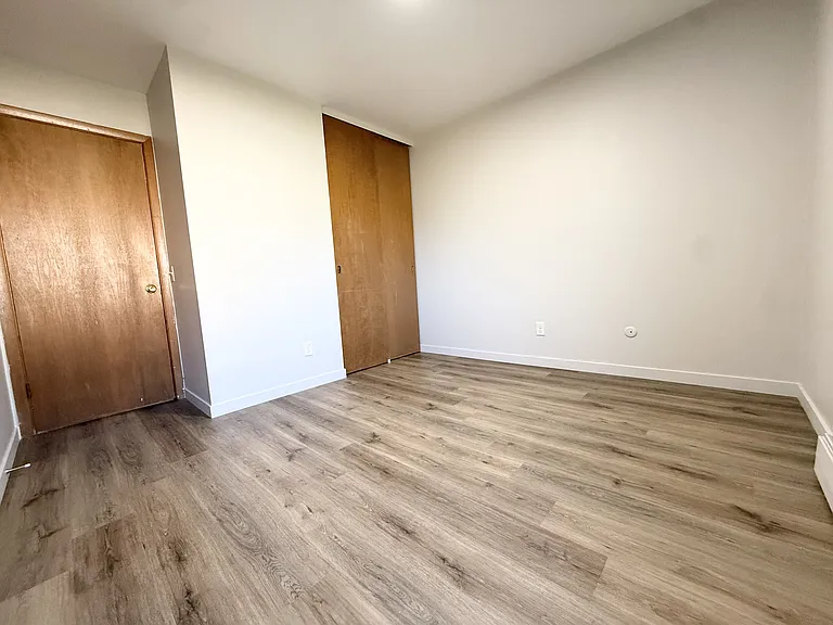 2070 Allen Blvd #21 — Photo 8