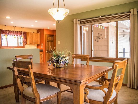5th image of 702 N 500 E