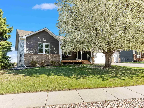 3418 Gray Fox Ct, Rapid City, SD 57701