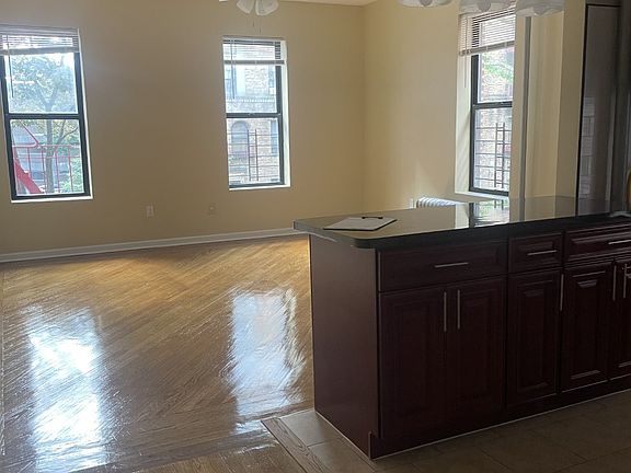 3rd image of 150-01 88th Ave #1