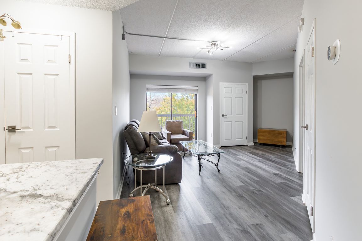 next background image