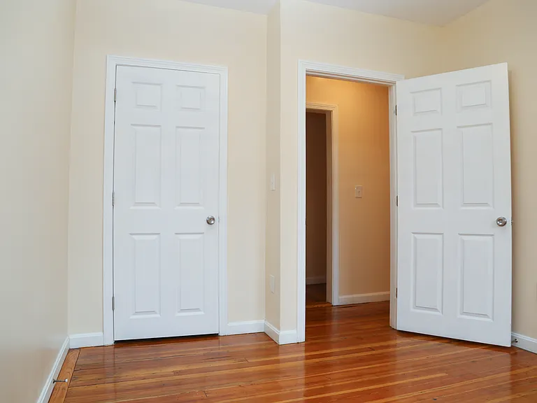 27 Watson St #2 — Photo 15