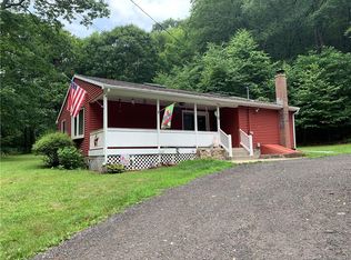 69 Clark Rd, Naugatuck, CT 06770
