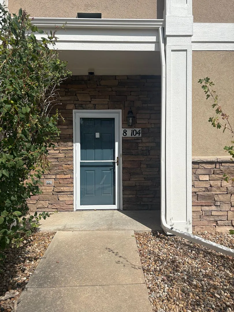Newly updated - 2-bedroom / 2-bath Condo - Tapestry Flats at Lowry — Photo 2