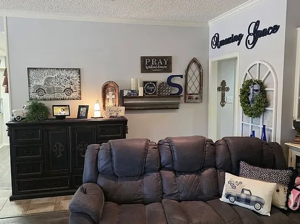 715 S Howell St, Brownfield, TX 79316