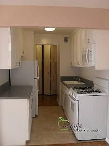 4th image of 1641 3rd Ave APT 31G