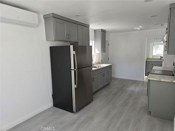 3rd image of 15721 Lake Ridge Rd #B