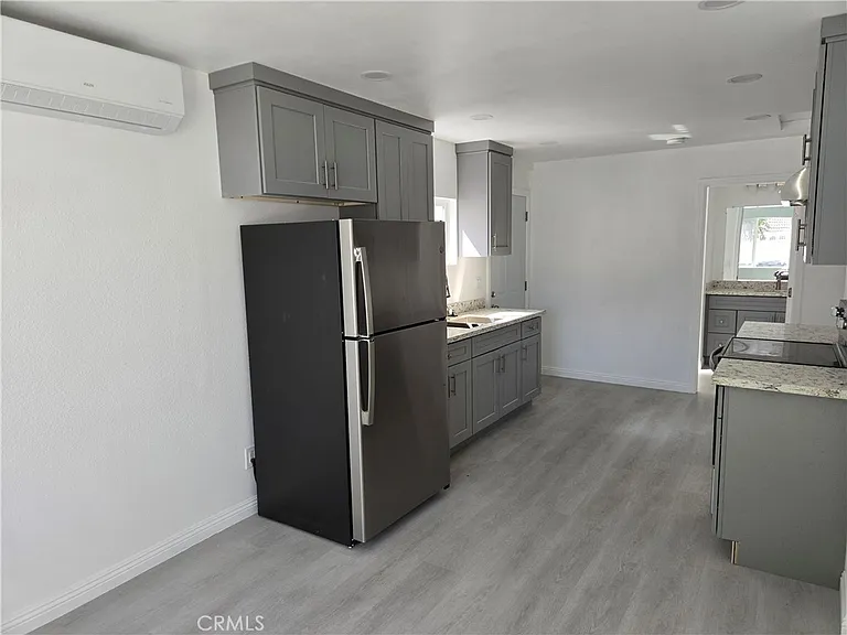 15721 Lake Ridge Rd #B — Photo 3