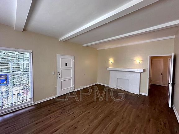 5th image of 4161 1/2 Garthwaite Ave