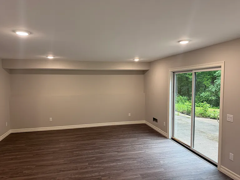 5051 Shellamie Dr — Photo 10