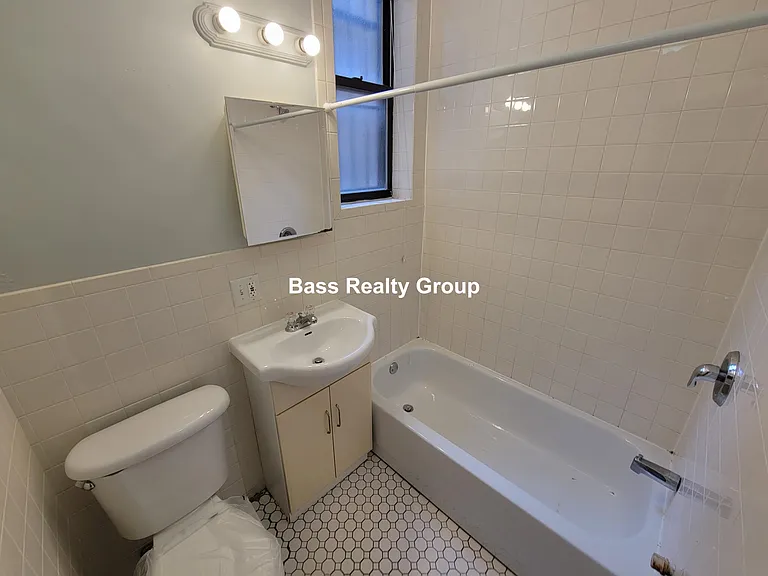 1737 W Estes Ave #G4 — Photo 7