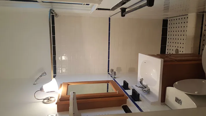 Rented by B & H Properties of New York LTD | media 24