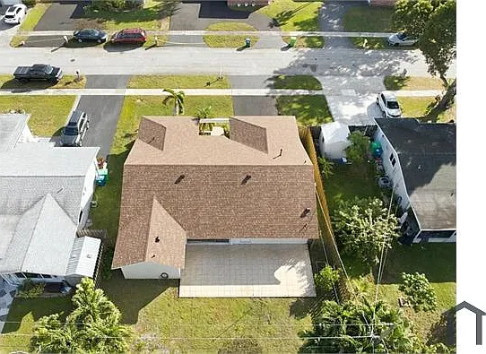 4245 NW 114th Ave — Photo 13