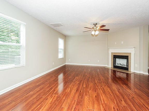 5th image of 538 Elderberry Way