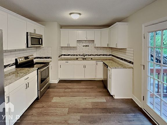 5th image of 8539 Sharonbrook Dr