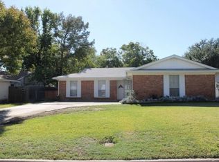 1204 Darlene Ln, Arlington, TX 76010