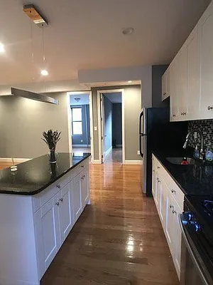 Rented by BRICK & GALO REALTY CORP | media 32