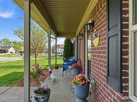 2nd image of 327 Mallard Point Blvd