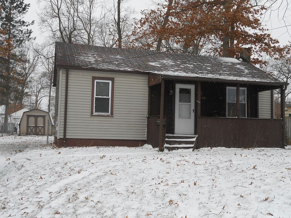 1st image of 192 Spaulding Ave W